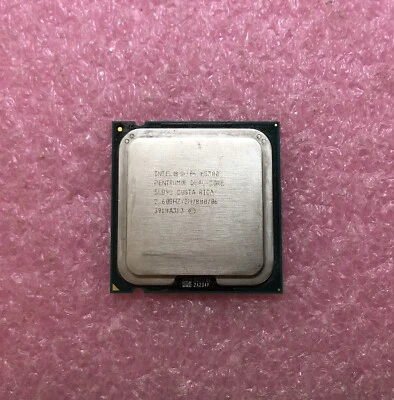 INTEL PENTIUM E5300 DUAL-CORE – 2.6GHz CPU - SOCKET LGA775 – SLB9U – 800MHz BUS - Image 1 of 2