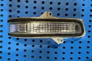 Used WING DOOR MIRROR INDICATOR Flasher for SUZUKI SWIFT AZ 04/17-08/20 RH - Picture 1 of 4