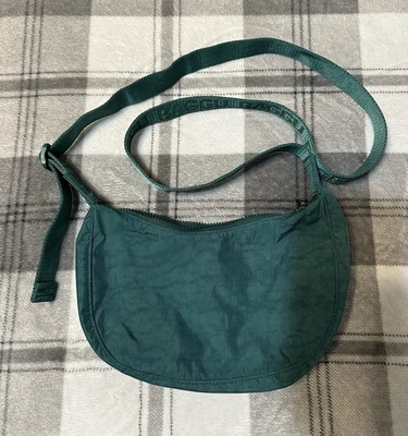 Bolso pequeño Baggu Cypress Crescent *LEER Foto 1 de 4