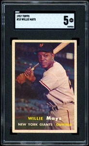 1957 Topps #10 Willie Mays SGC 5 CENTERED - Picture 1 of 2