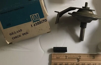 Válvula de retención del acelerador Olds 1961 1962 1963 Oldsmobile F85 de 2 barriles #388170 como nueva de Lote Antiguo Foto 1 de 4