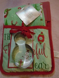 Holiday Pocket Oven Mitt Kitchen Towel Spatula 5 Piece Gift Set by Kane Home NWT - Picture 1 of 6