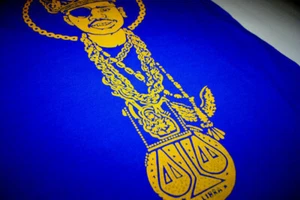 New cajmear  Blue  Yellow Slick Rick Crown tshirt rapper old school legend tee - Picture 1 of 7