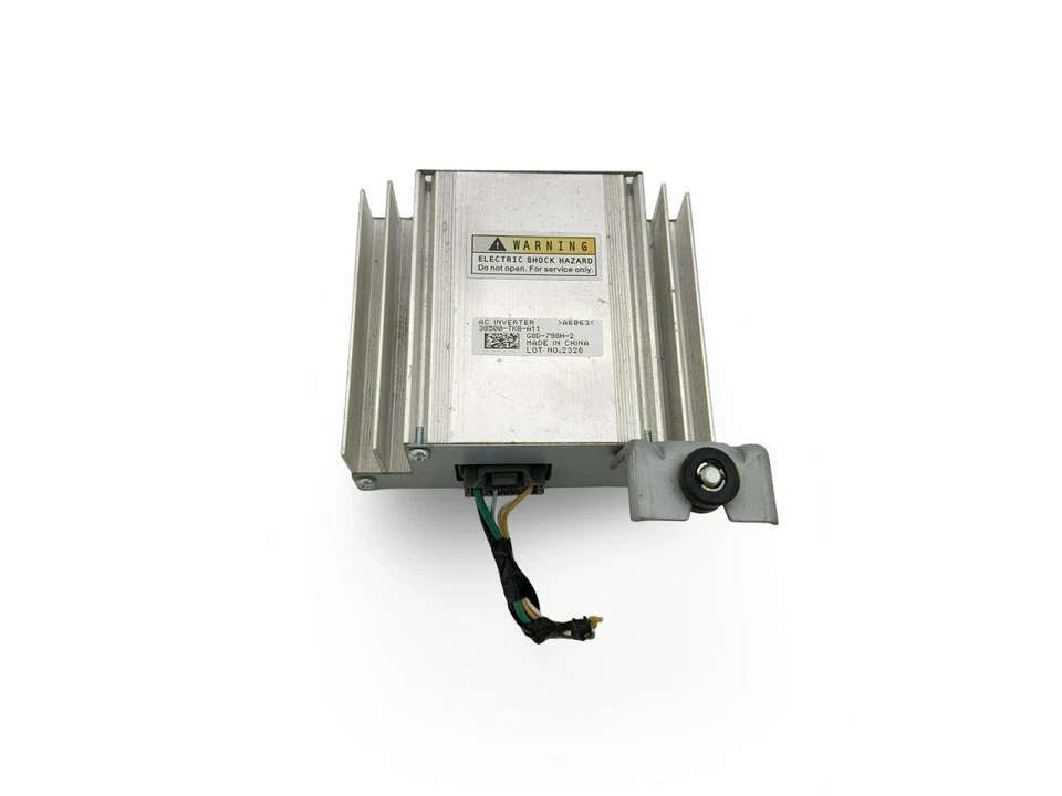 Convertidor/inversor de CC Honda Odyssey 2014-2017 Foto 1 de 4