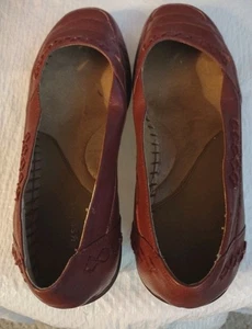 Decolte basse Easy Spirit marrone taglia 8 - Foto 1 di 15