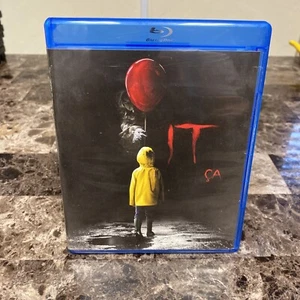 It (Blu-ray + DVD, 2017, Canadian, 2-Disc Set) Stephen King FREE SHIPPING - Picture 1 of 3