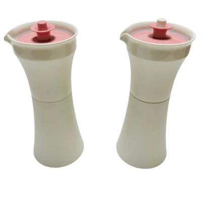 TUPPERWARE OLIO ACETO INSALATA CONDIMENTO CRUETS SET di 2 PUSH TOP ROSA #1246 - Immagine 1 di 4