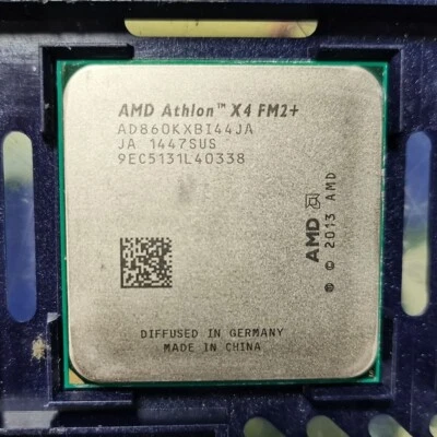 AMD Athlon II X4-860K  3.9GHz Quad-Core  Socket FM2+  95W - Image 1 of 2