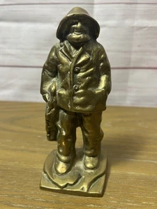 Estatuilla o sujetalibros de pescador de latón pesado vintage LITTCO océano náutico - Imagen 1 de 10
