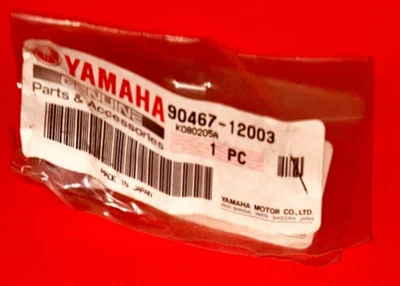 Yamaha YZF-R1 2003-2005 OEM clip de manguera 90467-12003 Foto 1 de 4