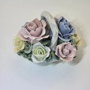 Bouquet Of Irridescent Capodimonte Roses In Basket Figurine 2.5"hx3.5" - Picture 1 of 4