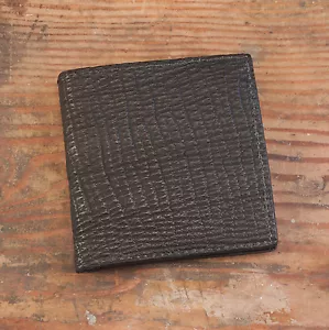 Black Shark Skin Hipster Bifold Jumbo Wallet (12 Card Slots) - Amish Hand Made - Picture 1 of 3