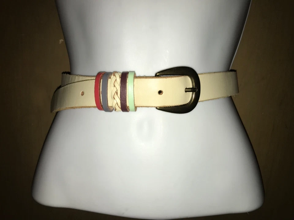 Cinturón con hebilla de latón de cuero genuino vintage de los años 80 para dama talla M Foto 1 de 4