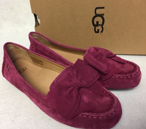 Mocassini bassi UGG Australia Lilliana fiocco fisso scamosciato 1010098 scarpe Lonely Hearts