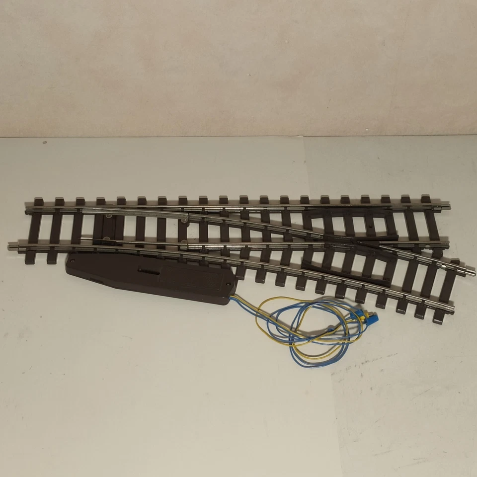 Märklin 1 5963 – Scambio elettrico destro - Immagine 1 di 3