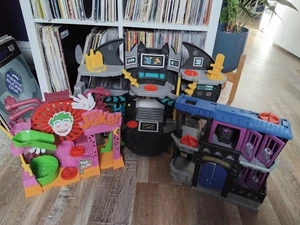 Fisher Price Imaginext Batman Batcave Gotham City Gefängnis Joker 3er Set sehr guter Zustand - Bild 1 von 4