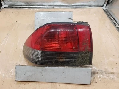 Driver Tail Light Convertible Quarter Panel Mounted Fits 95-98 SAAB 900 365627 - Image 1 of 4