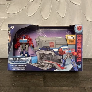 Transformers EarthSpark Optimus Prime Action Figure with Battle Base Trailer - Picture 1 of 5