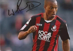BOURNEMOUTH: WES THOMAS SIGNED 6x4 ACTION PHOTO+COA - Picture 1 of 1