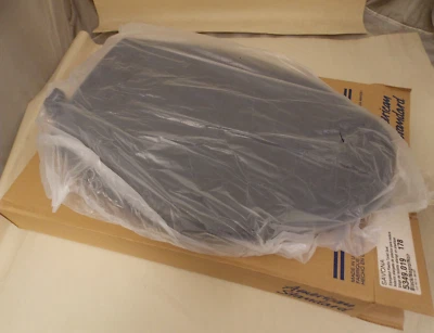 Удлиненные сиденья для унитаза с чехлом American Standard 5349.019.178 Savona - черные - Изображение 1 из 2