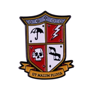 Umbrella Academy Ut Malum Pluvia Crest Emblem 1.25" Lapel Enamel Pin US SELLER - Foto 1 di 4
