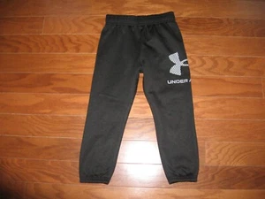 Under Armour BOYS ATHLETIC PANTS BLACK SIZE 4 /5/6/7 NWT - Picture 1 of 3