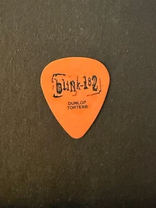 guitar pick collection - BLINK 182. TOUR PICK. LOGO. ORANGE. - Picture 1 of 2