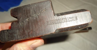 VINTAGE ANTIQUE WOODEN MOULDING PLANE RARE MAKE BY S. WILKINSON (4) - Image 1 of 4