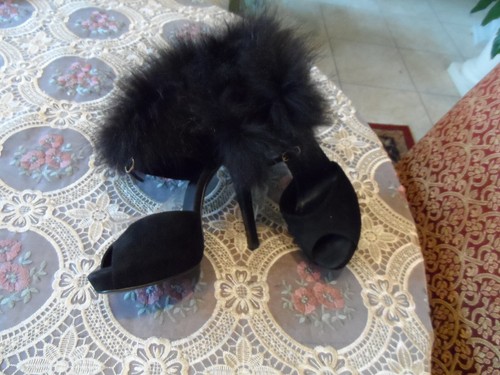 HERMÈS Décolleté Hermes nero pelle scamosciata tacco plateau con avvolgimento alla caviglia in pelliccia sintetica taglia 37 5 B