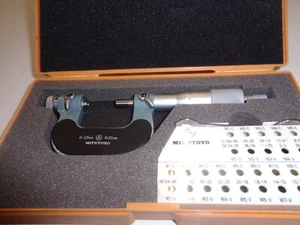 Mitutoyo 126-125 0-25MM  Outside Micrometer New!!!! - Picture 1 of 3