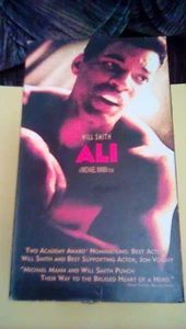 Ali 2002 VHS 1960s 1970s boxing docudrama Will Smith Jamie Foxx Jon Voight - Picture 1 of 2