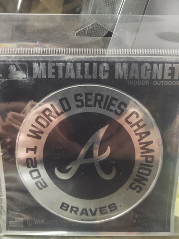 ATLANTA BRAVES 2021 WORLD SERIES CHAMPS METALLIC DIE-CUT MAGNET 4" ROUND Cover