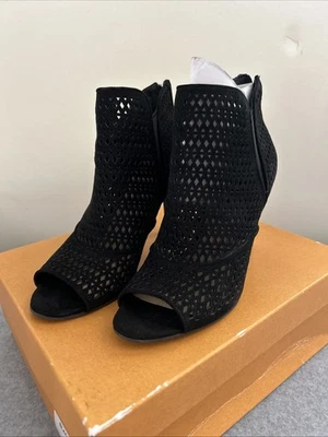 UNISA Unsayvi 笼形高跟鞋露趾尺寸 7M 黑色 — 第 1/4 张图片