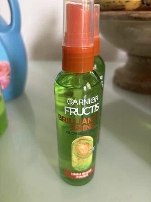 Garnier Fructis Brilliantine Shine Spray Brillo Alto Brillo - 3 Fl. Oz. Foto 1 de 3
