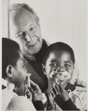 1985 Original Press Photo Gary Coleman Conrad Bain DIFFERENT STROKES ABC