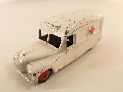Dinky Toys Gb N° 253 Ambulanza Daimler 1:43 - Immagine 1 di 4