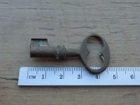Collectibles Antique Bronze Small Key 18-19th century Original Brown Patina 9 g Cover