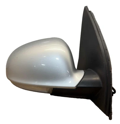 08 09 VW RABBIT Right Door Mirror Rh OEM: 1K1857508CN9B9 - SEE PICTURES FOR INFO - Image 1 of 4