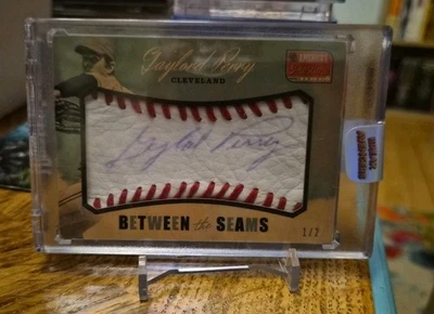 2013 Panini America's Pastime Gaylord Perry Between the Seams AUTO 1/2 MLB HOF - Image 1 of 3