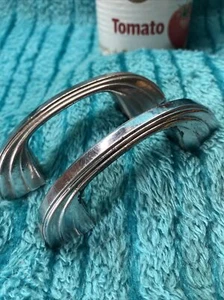 2 Manici Cromati Vintage Anni '40 Deco 3 1/4"" Arcato 2"" OC - Foto 1 di 19