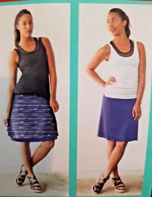 New Reversible Skirt Athletic Casual size Medium M Purple White Striped Solid  - Image 1 of 4