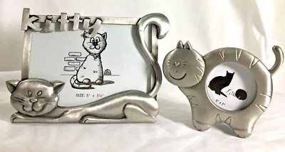 Juego de 2 marcos de fotos de gatito con aspecto de peltre tamaño 2x2” y 5x3 1/2” Foto 1 de 4