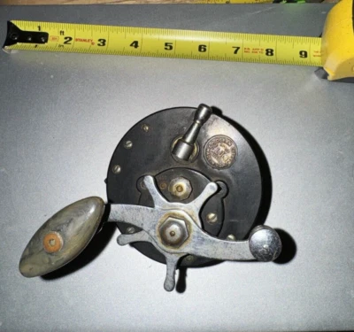 Ocean City St. Lucie Fishing Reel Casting Reel USA 250 - Image 1 of 4