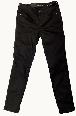 Pantalones de mezclilla para mujer Calvin Klein ajustados al tobillo negros Foto 1 de 3