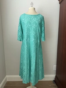 Macy's Sangria Woman Lace Overlay Lined Aqua Green Dress Size 20W - Picture 1 of 10