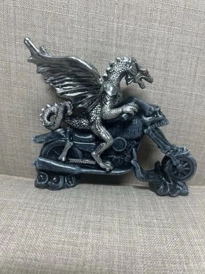 Estátua helicóptero Design Toscano motociclista dragão em esqueleto - Imagem 1 de 4