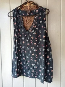 Atmosphere navy blue top with flowers Size 16, needs attention to hem - Picture 1 of 4