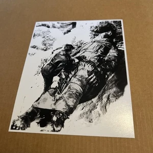 Der abscheuliche Schneemann 8 x 10 - Bild 1 von 2