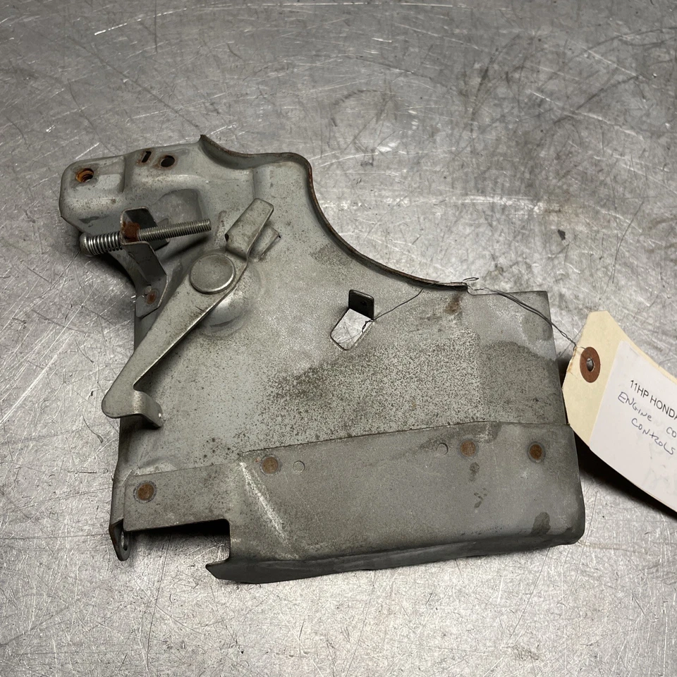 OEM GOOD USED 11HP HONDA GX340 ENGINE COVER  / CONTROLS - Image 1 of 3