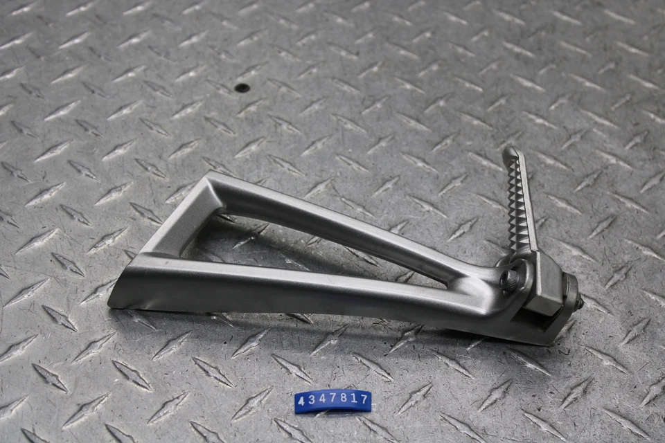 Yamaha YZF R6 2008 clavija trasera izquierda pasajero 2C0-2741L-00-00 Foto 1 de 4